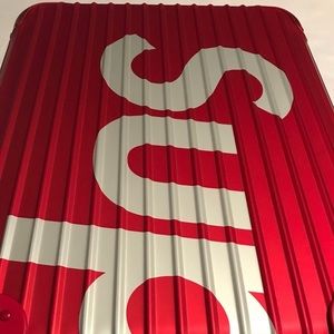 Supreme X Rimowa Topas Multiwheel